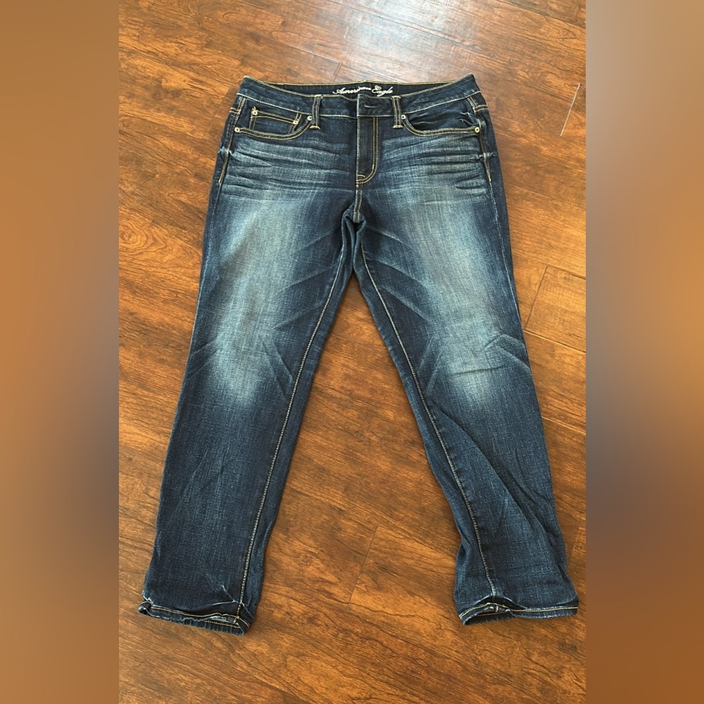 Slouchy American Eagle Jeans
Size 8